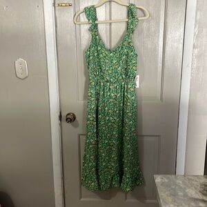 Jessica Simpson green midi dress